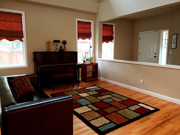 4th image of 9959 229th Ln NE