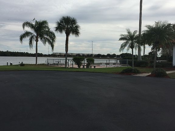 Pool/CH on Lake Seminole 
