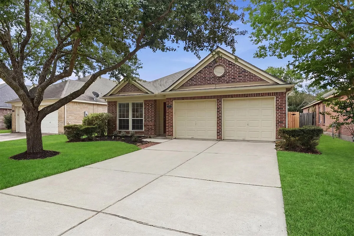 Building Photo - 20931 Hamlet Ridge Ln