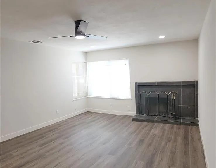 10160 Medallion Pl — Photo 24