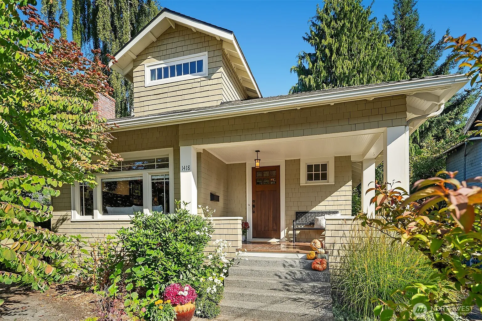 1418 33rd Avenue photo 1