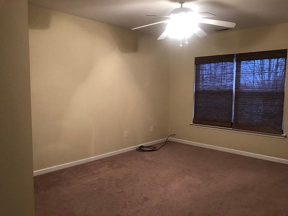 3rd image of 6330 Morningview Ct