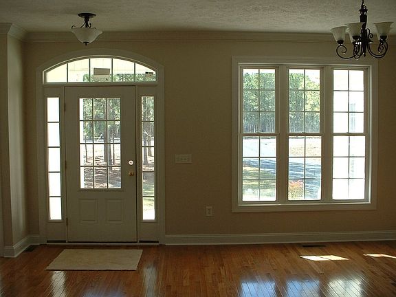 Bright and Elegant Entry