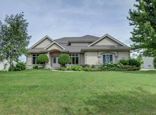 1610 Red Tail Dr, Verona, WI 53593