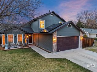 6262 W Parapet Ct, Boise, ID 83703