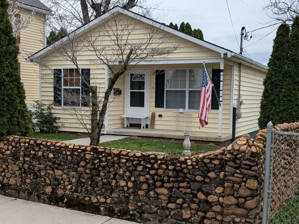 417 Liberty St, Hagerstown, MD 21740