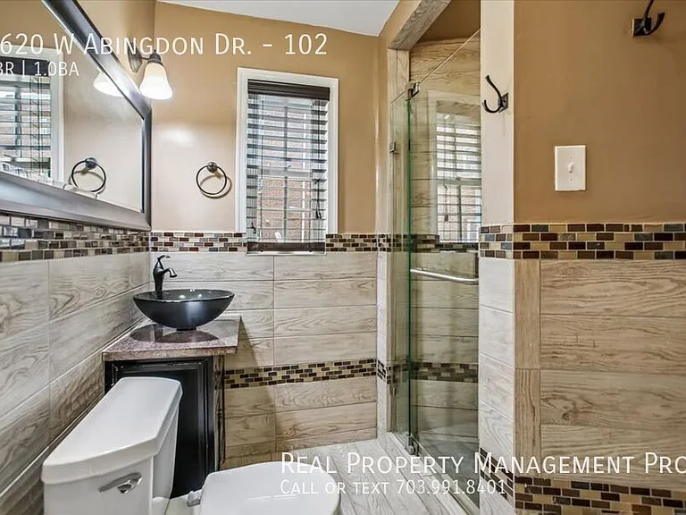 1620 W Abingdon Dr #102 — Photo 20