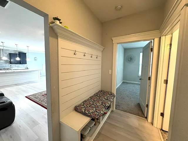 1337 Kidbrooke St — Photo 35