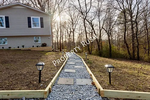 2290 Malibu Dr SE #B Photo 1 2290 Malibu Dr SE #B Photo 1