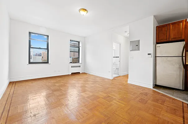 Rented by REAL New York | media 6