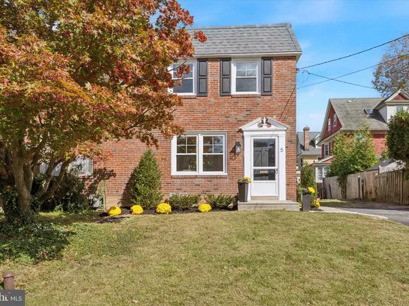 5 Llanfair Rd, Ardmore, PA 19003