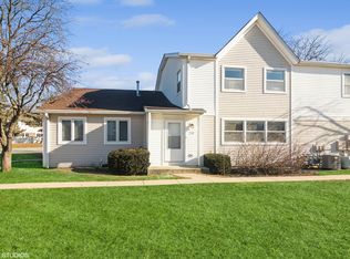 552 Inverrary Ln, Deerfield, IL 60015