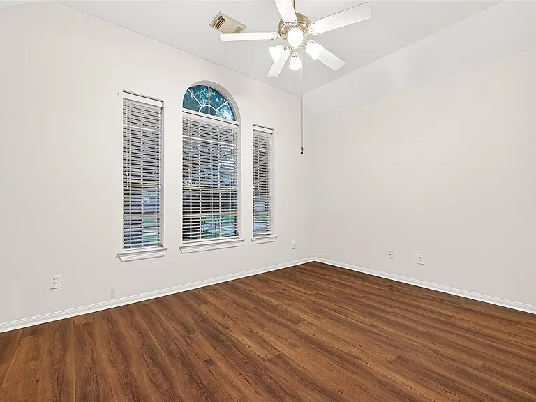 23734 Indian Hills Way — Photo 27