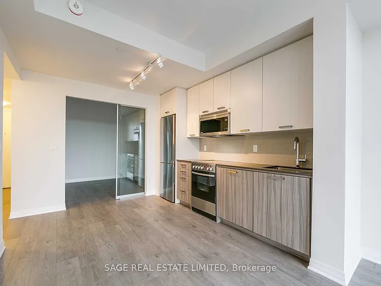 2301 Danforth Ave #618 — Photo 4