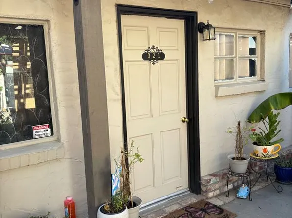 321 Las Palmas Ave, Modesto, CA 95354