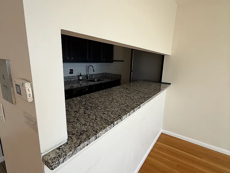 1643 Cambridge St #73 — Photo 8