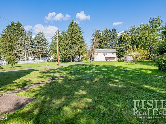 3rd image of 1046 Hepburn St