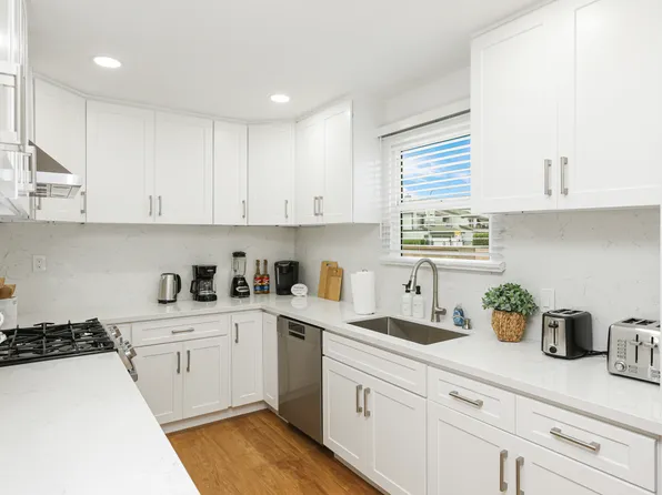 902 Alene Cir #A, Santa Ana, CA 92703