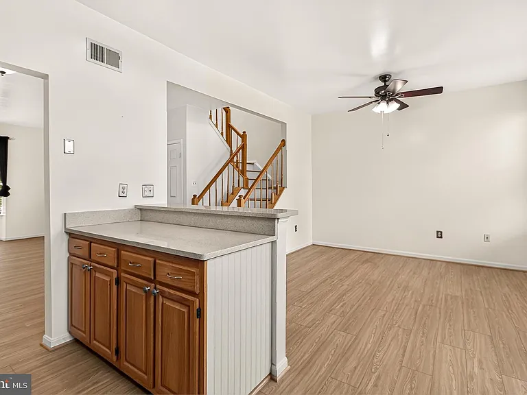 14637 Stream Pond Dr — Photo 19