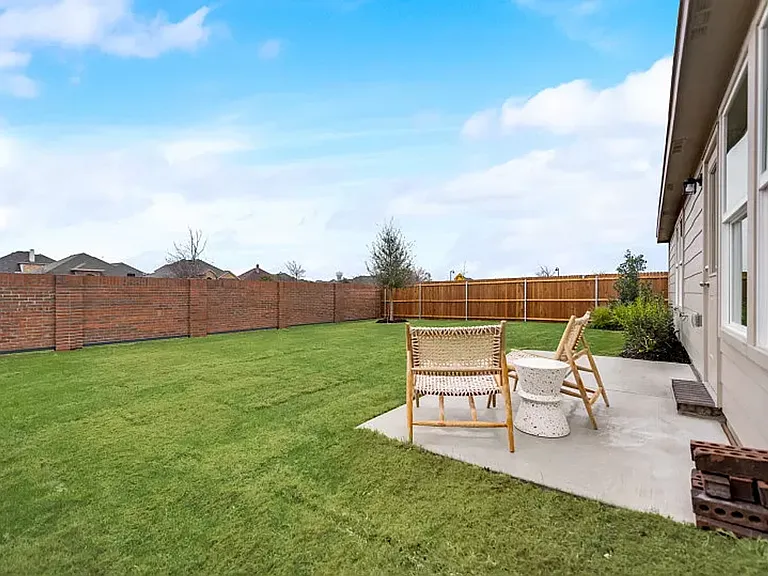 3008 Lakewood Ln — Photo 15