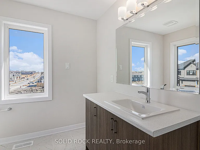 208 Beebalm Cres — Photo 15