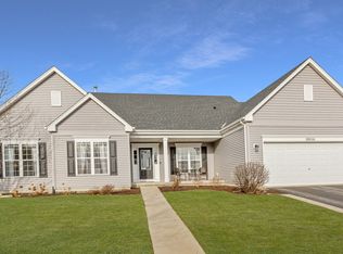 39W116 Revere House Ln, Geneva, IL 60134