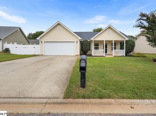 10 Calalla Ct, Taylors, SC 29687