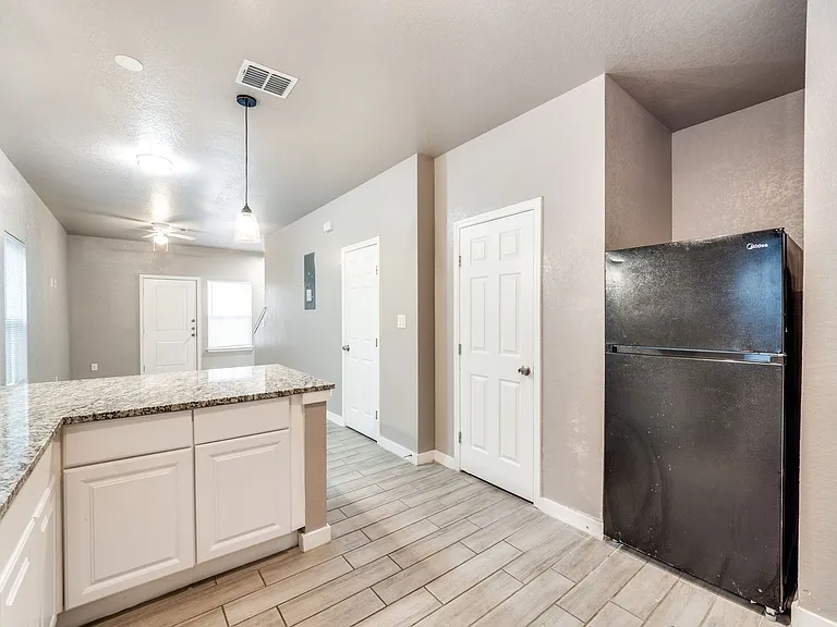 234 Gould St #102 — Photo 16