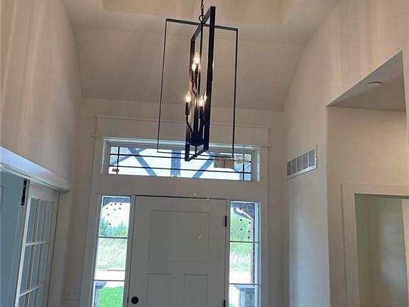 3rd image of 4412 Grande Bluffs Ct