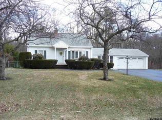 4 Roseland Blvd, Burnt Hills, NY 12027