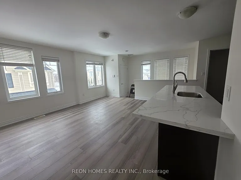 237B Cornell Park Ave #COACH — Photo 2