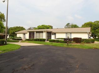 8141 Braddock Cir APT 4, Port Richey, FL 34668