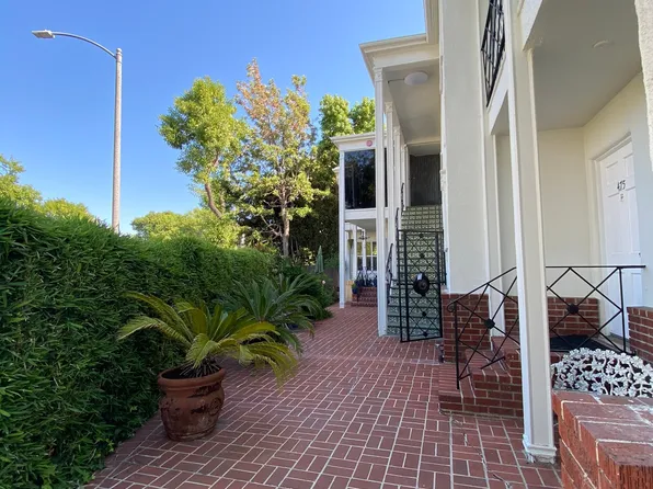 487 1/2 S Roxbury Dr, Beverly Hills, CA 90212