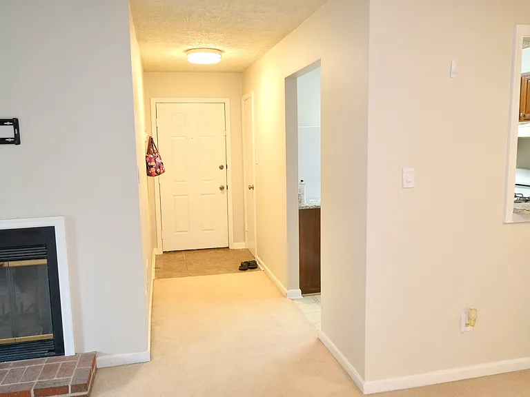 10169 Oakton Terrace Rd — Photo 3