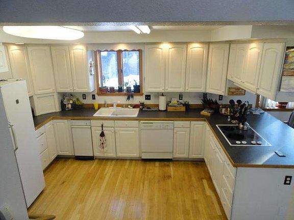 4th image of 349 Shannon Dr