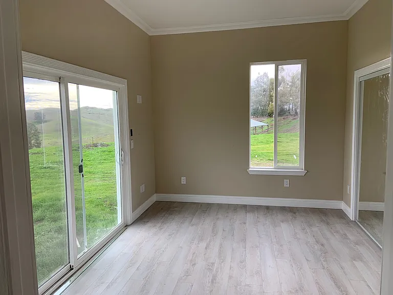 5500 Bruce Dr — Photo 2