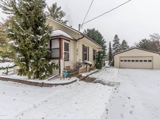 2819 Turner St, Lansing, MI 48906