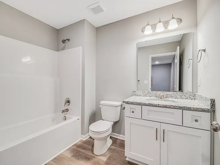 601 E Mason St #B — Photo 18
