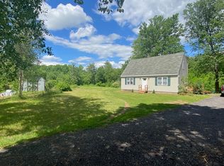 2298 West St, Barre, MA 01005