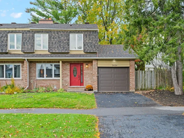 3424 McCarthy Rd, Ottawa, ON K1V 9A1