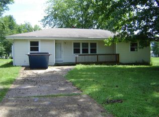 208 N Main St, Licking, MO 65542
