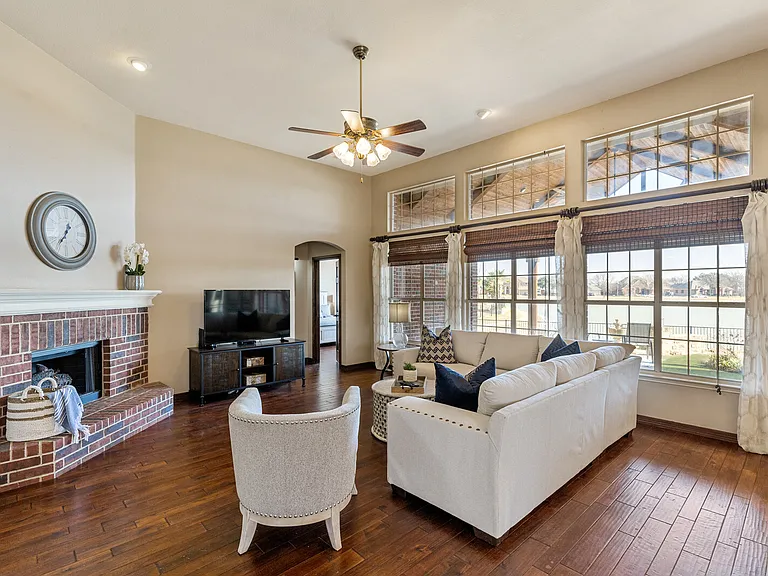 3513 Lake Country Dr — Photo 6