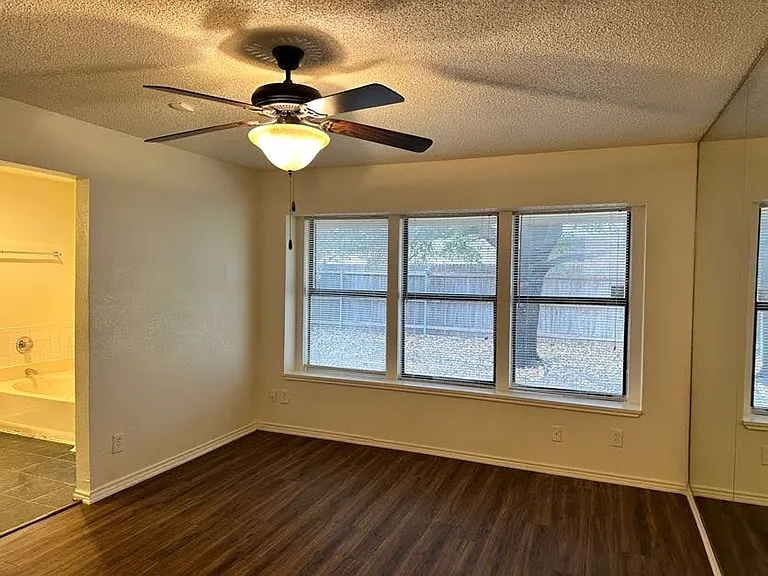 249 Stallion Dr — Photo 15