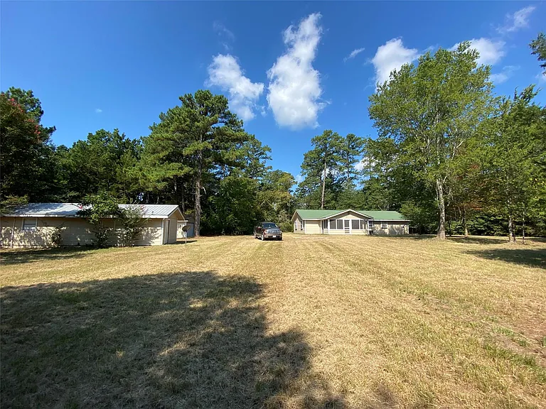 20 White Oak Dr #A — Photo 4