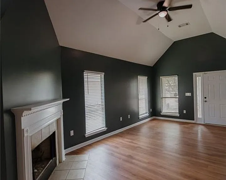 464 Park Lake Dr — Photo 10