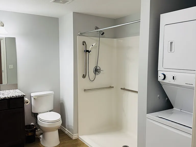 655 E Main St #20 — Photo 6