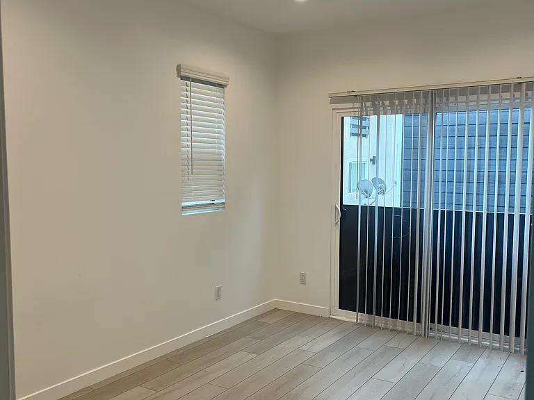 246 N Dillon St #246 — Photo 12