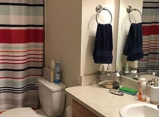 647 Addington Ln, Ann Arbor, MI 48108