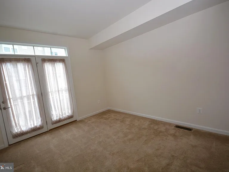 5942 Leben Dr — Photo 21