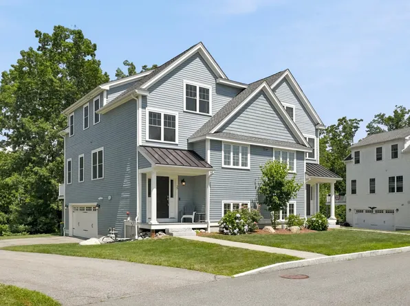 27 Clarks Hill Ln #27, Framingham, MA 01702